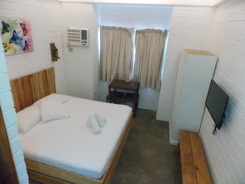 Serviced Apartments By Eco Hotel Bohol Panglao Esterno foto