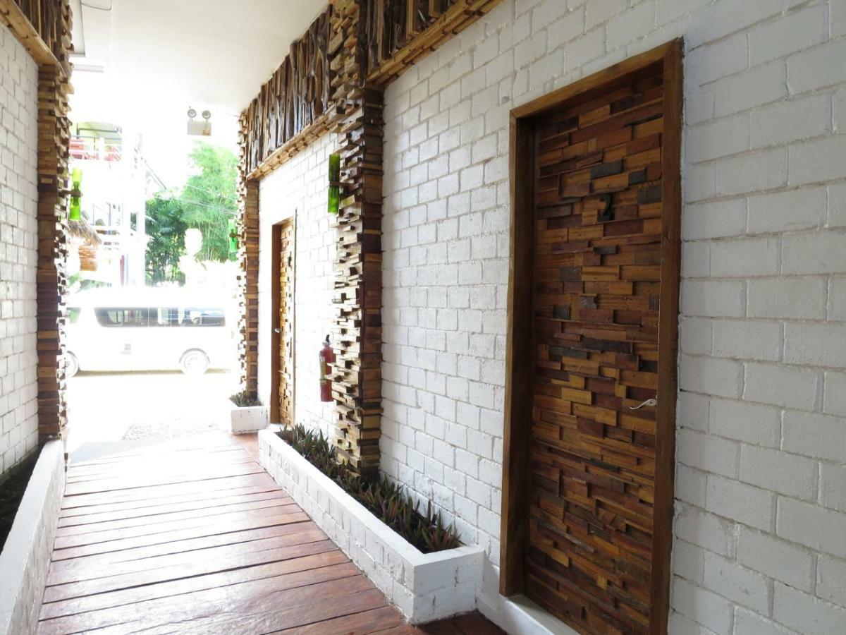 Serviced Apartments By Eco Hotel Bohol Panglao Esterno foto